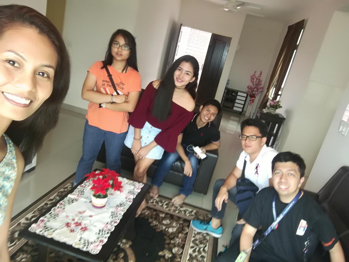 Hits Homestay Bayan Lepas Eksteriør bilde